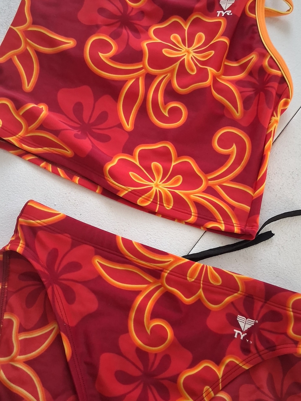Vtg 90s TYR Red Swimsuit Top with Orange Accents